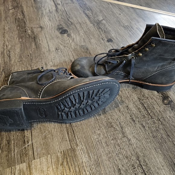 Red Wing Blacksmith Black Leather Men's Boots - Picture 3 of 5